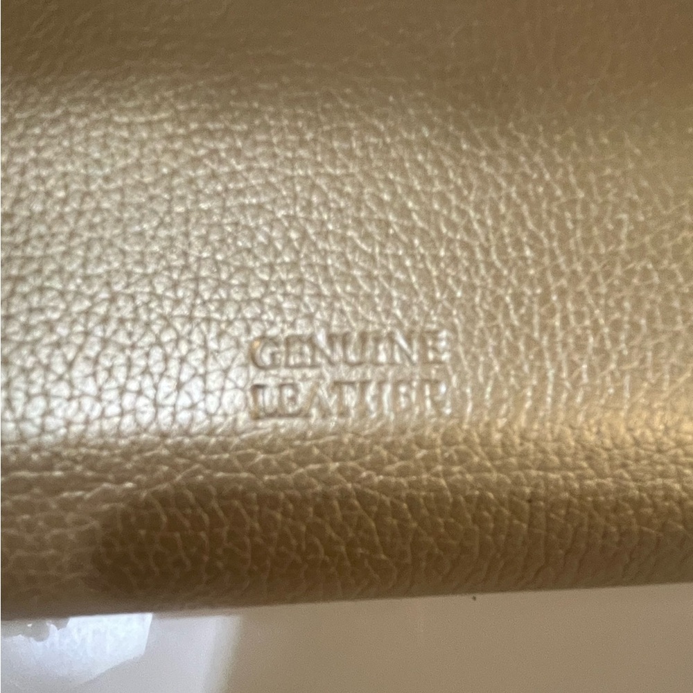 Giani Bernini All-In-One Zip Around Wallet, Champagne Gold, Metallic Leather - Picture 10 of 16